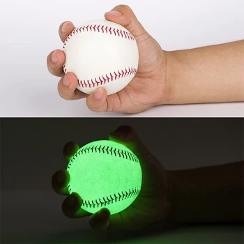 High-end srebrna bejzbol loptu, svijetla u mraku, srebrna baseball sjajni loptu, pokloni za noćni podnošenja udaraca